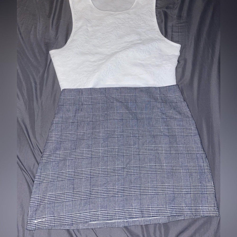 Women’s SHEIN Skirt